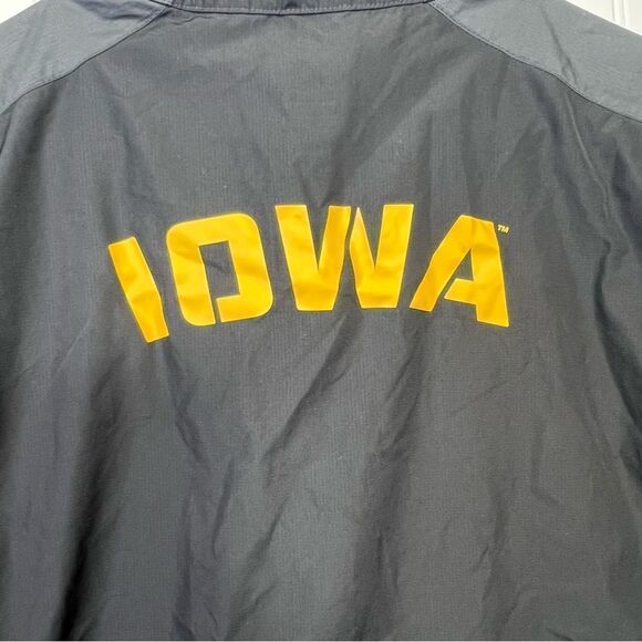 Nike Short Sleeve iowa Hawkeyes 1/4 Zip Pullover Windbreaker Jacket Sz M - Picture 4 of 16